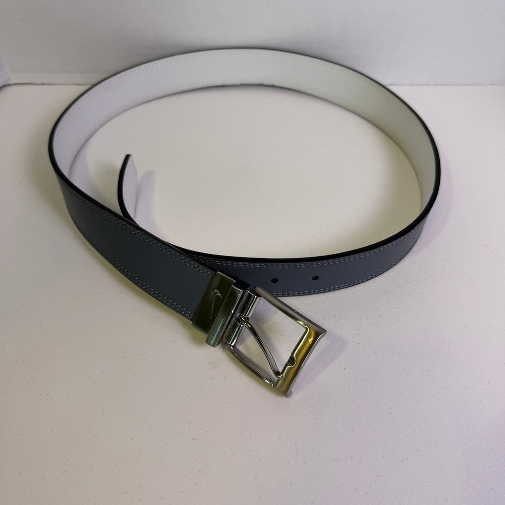 Nike Golf Mens Reversible Leather Belt Grey White Silver Buckle 34 DS5001-428